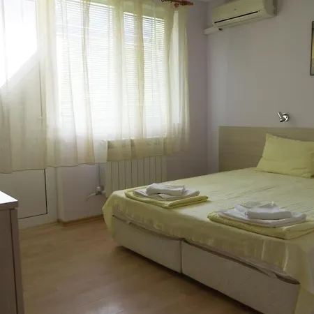 Gardeli 게스트하우스 사레보