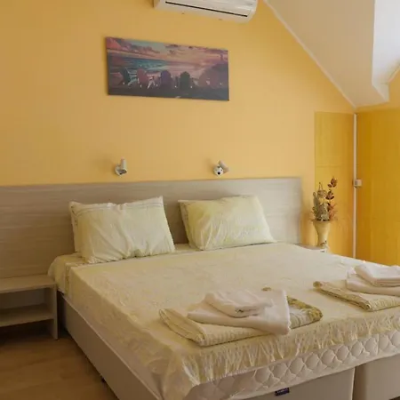 בית הארחה Gardeli